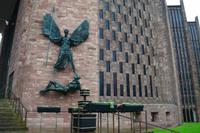 092 Coventry, Coventry Cathedral &ndash; &copy; Konrad Füssel (Eberhardt TRAVEL)
