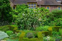 123 Knightshayes Court &ndash; &copy; Konrad Füssel (Eberhardt TRAVEL)