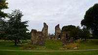 261 Glastonbury Abbey &ndash; &copy; Konrad Füssel (Eberhardt TRAVEL)