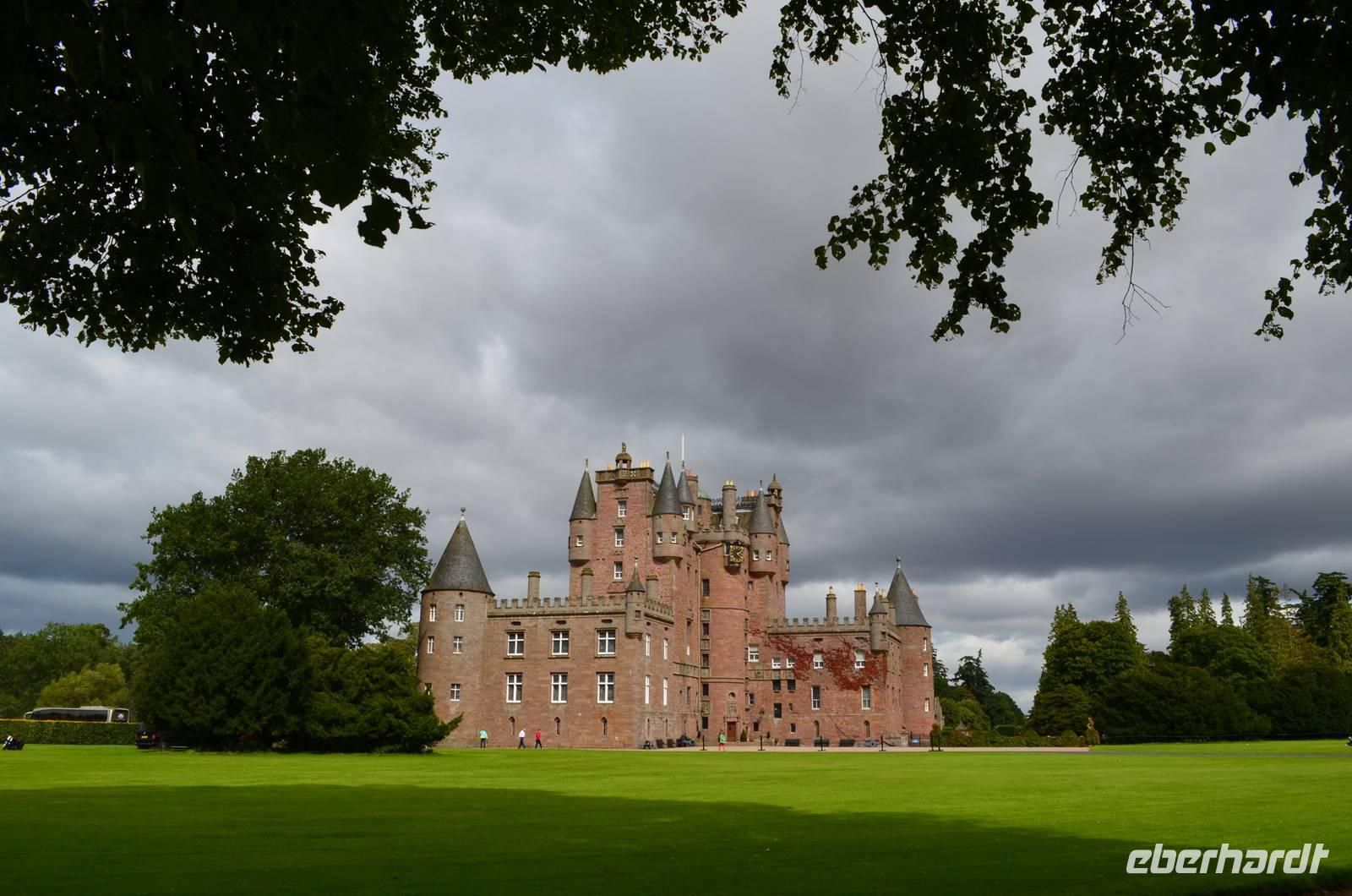 068 Glamis Castle &ndash; &copy; Konrad Füssel (Eberhardt TRAVEL)