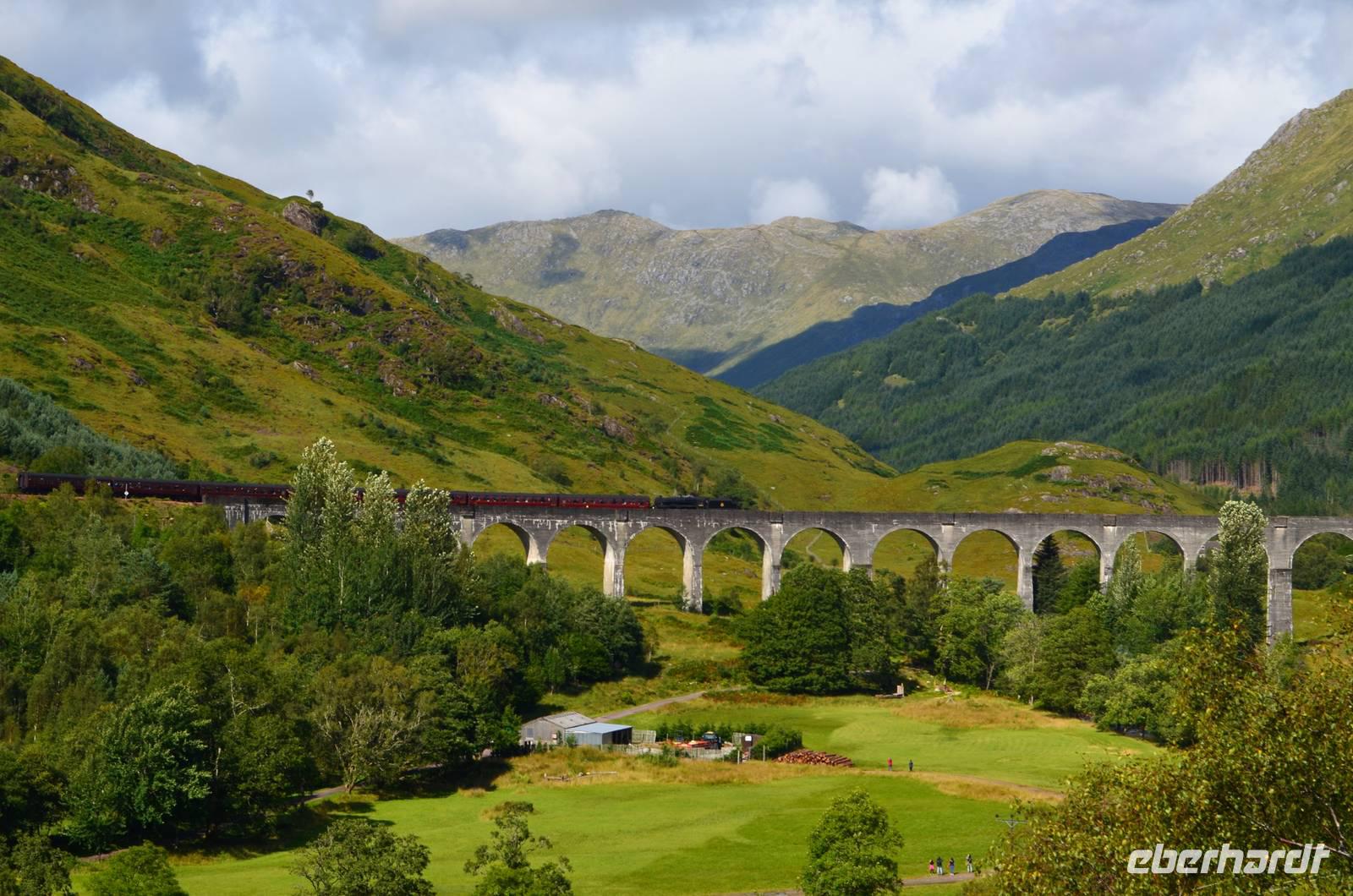405 Glenfinnian Viaduct &ndash; &copy; Konrad Füssel (Eberhardt TRAVEL)