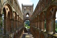 518 Borderland, Jedburgh Abbey &ndash; &copy; Konrad Füssel (Eberhardt TRAVEL)