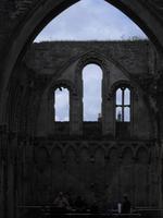 Glastonbury Abbey &ndash; &copy; Norbert Binder (Eberhardt TRAVEL)