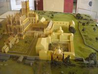 Glastonbury Abbey - Modell &ndash; &copy; Norbert Binder (Eberhardt TRAVEL)
