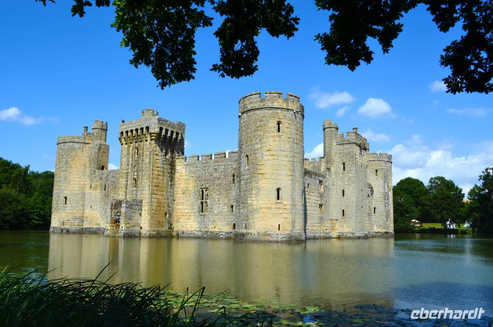 470 Bodiam Castle &ndash; &copy; Konrad Füssel (Eberhardt TRAVEL)