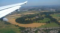 045 Flug, Landeanflug London &ndash; &copy; Konrad Füssel (Eberhardt TRAVEL)