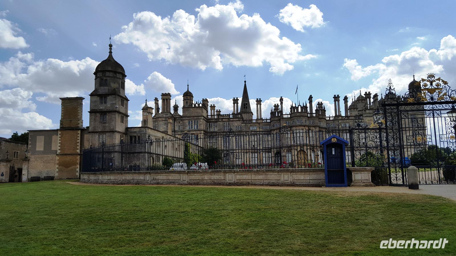 013 Burghley House außen &ndash; &copy; Konrad Füssel (Eberhardt TRAVEL)