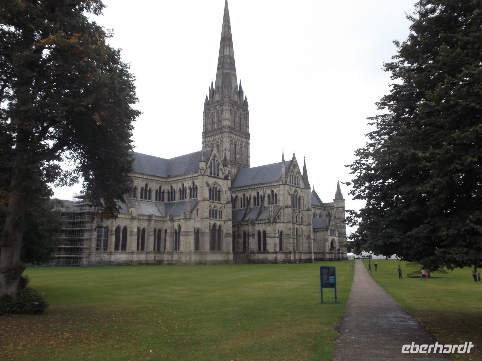 Kathedrale von Salisbury, Gesamtansicht &ndash; &copy; Michael Krause (Eberhardt TRAVEL)