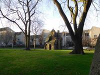 Holyroodhouse Palace Areal &ndash; &copy; Simone Kaufmann im Auftrag von Eberhardt TRAVEL (Eberhardt TRAVEL)