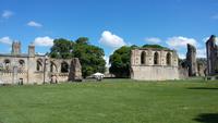 Glastonbury Abbey  &ndash; &copy; Florian Härtl (Eberhardt TRAVEL)