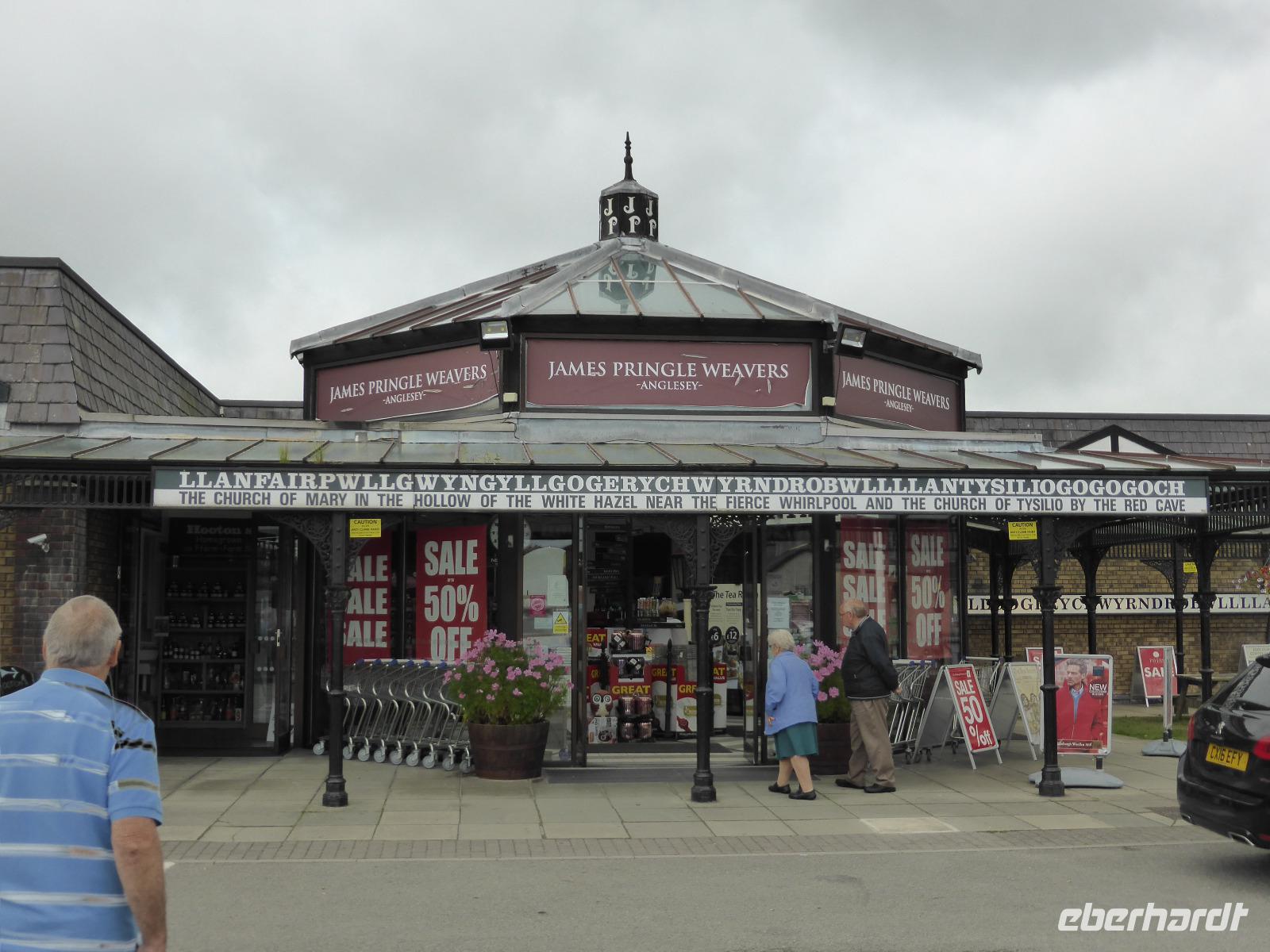 Llanfair PG &ndash; &copy; Claudia Bernhardt (Eberhardt TRAVEL)