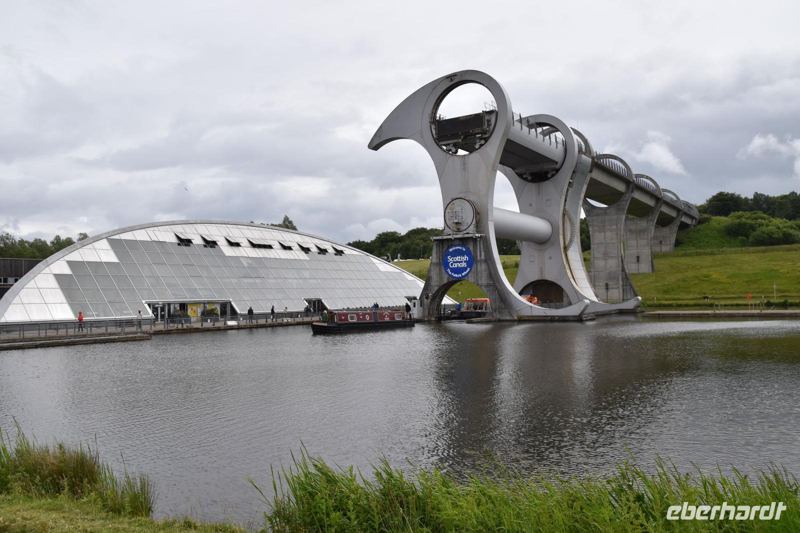 0864 Falkirk Wheel &ndash; &copy; Konrad Füssel (Eberhardt TRAVEL)