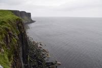 0820 Isle of Skye, Kilt Rock &ndash; &copy; Konrad Füssel (Eberhardt TRAVEL)