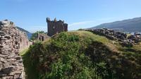 Im Urquhart Castle &ndash; &copy; Stefan Jahnke (Eberhardt TRAVEL)