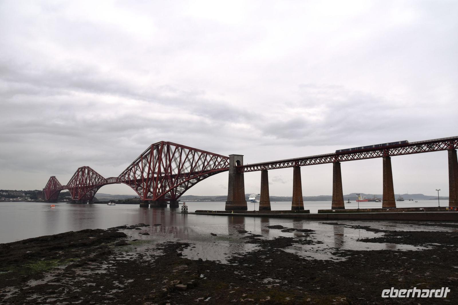 1598 Firth of Forth Railway Bridge &ndash; &copy; Konrad Füssel (Eberhardt TRAVEL)