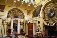 1789 Inveraray Castle, Waffensaal &ndash; &copy; Konrad Füssel (Eberhardt TRAVEL)