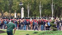 Typisch in Uniform &ndash; &copy; Stefan Jahnke (Eberhardt TRAVEL)