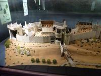 Urquhart Castle - Model &ndash; &copy; Peter Patzelt (Eberhardt TRAVEL)