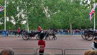 075 Oueen Elisabeth II. - Trooping the Colour (zum 93 Geb.) &ndash; &copy; Konrad Füssel (Eberhardt TRAVEL)
