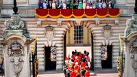 082 Oueen Elisabeth II. - Trooping the Colour (zum 93 Geb.) BBC 2 &ndash; &copy; Konrad Füssel (Eberhardt TRAVEL)