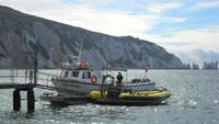 046 Bootsfahrt Alum Bay &ndash; &copy; Michael Krause (Eberhardt TRAVEL)