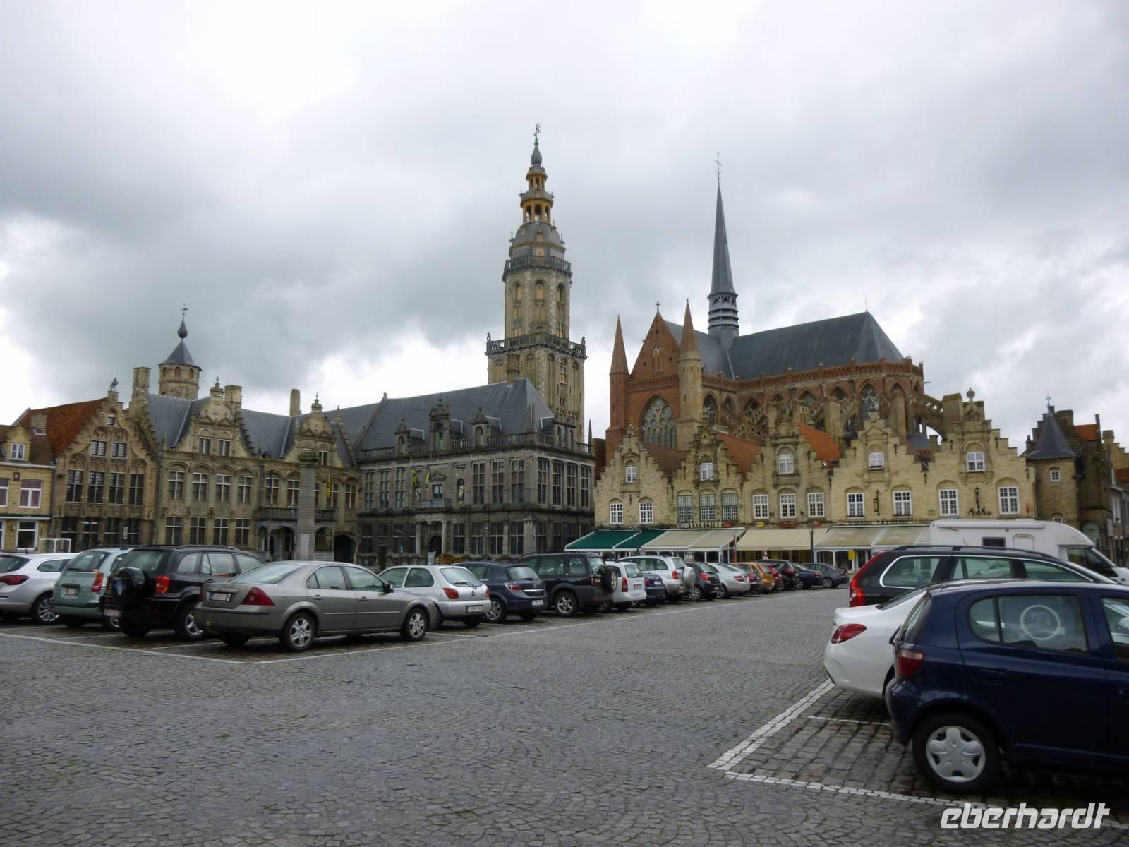 Markt Veurne &ndash; &copy; Grit Wendelberger (Eberhardt TRAVEL)