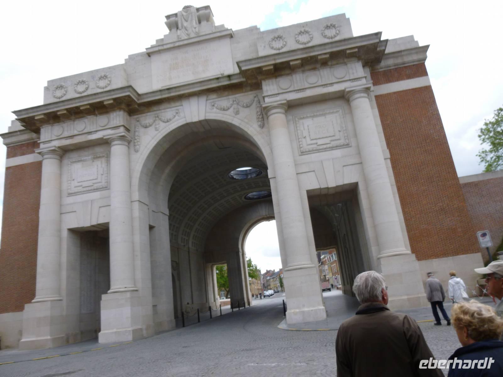 In Memoriam_Meensepoort Ypern &ndash; &copy; Grit Wendelberger (Eberhardt TRAVEL)