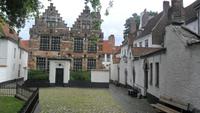Beginenhof in Kortrijk &ndash; &copy; Michael Krause (Eberhardt TRAVEL)