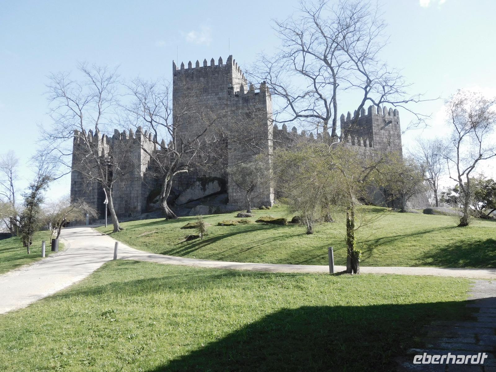 Guimaraes, Burg &ndash; &copy; Michael Krause (Eberhardt TRAVEL)