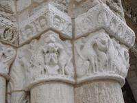 Details Westfassade Notre-Dame-la-Grande, Poitiers &ndash; &copy; Michael Krause (Eberhardt TRAVEL)