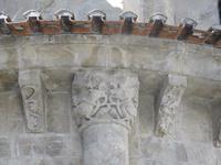 Coimbra, Kathedrale, romanisches Halbsäulenkapitell &ndash; &copy; Michael Krause (Eberhardt TRAVEL)