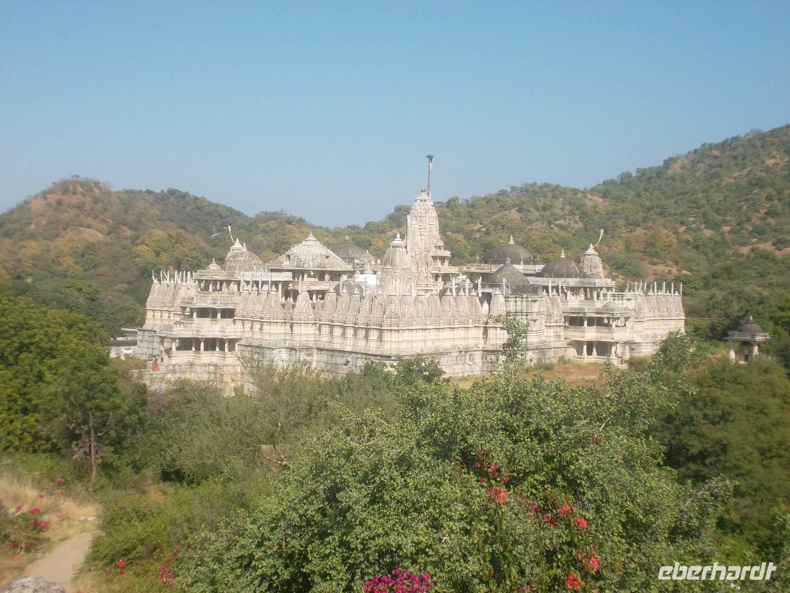 Ranakpur gesamt &ndash; &copy; Michael Krause (Eberhardt TRAVEL)