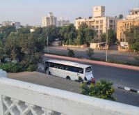 Buspflege am Morgen &ndash; &copy; Marcus Hasselhorst (Eberhardt TRAVEL)