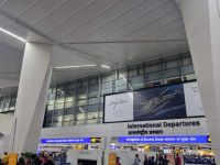 Gewusel Airport Delhi (1) &ndash; &copy; Marcus Hasselhorst (Eberhardt TRAVEL)