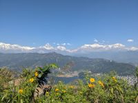 189) World Peace Pagode mit Blick auf Annapurna-Massiv - Gebirgskette, Pokhara, Nepal &ndash; &copy; Teresa Rumpel (Eberhardt TRAVEL)