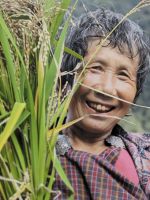245) Fotografien am Flughafen Paro, Bhutan &ndash; &copy; Teresa Rumpel (Eberhardt TRAVEL)