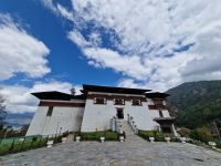 Besichtigung des Simtokha-Dzongs in Thimphua &ndash; &copy; Andrey Kulikov (Eberhardt TRAVEL)
