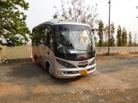 unser Kleinbus &ndash; &copy; Michael Krause (Eberhardt TRAVEL)