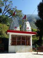 368. Dharamsala - Bhagsunag Tempel &ndash; &copy; Maria Michel (Eberhardt TRAVEL)