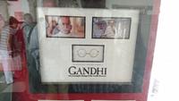 Die Brille von Ben Kingsley im Gandhi-Film &ndash; &copy; Stefan Jahnke (Eberhardt TRAVEL)