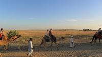 221 Wüste Thar - hallo Karawane &ndash; &copy; Michael Krause (Eberhardt TRAVEL)