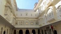 235 Bikaner - Frauenhof des Forts &ndash; &copy; Michael Krause (Eberhardt TRAVEL)