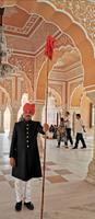 Sicherheitspersonal im Stadtpalast in Jaipur &ndash; &copy; Simone Willner (Eberhardt TRAVEL)