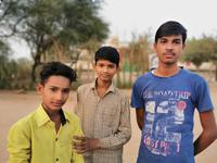 Die Dorfjungs wollen Fußball spielen &ndash; &copy; Simone Willner (Eberhardt TRAVEL)