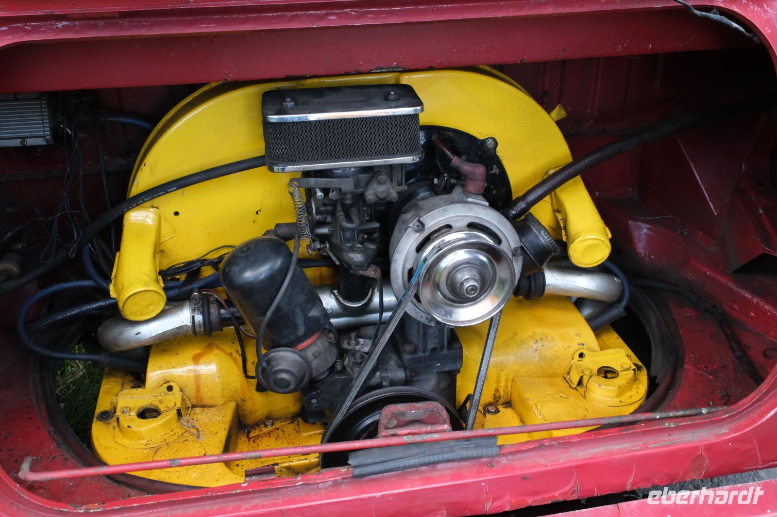 Motor des VW-Kübelwagens auf Bali - Indonesien &ndash; &copy; Sten Bernhardt (Eberhardt TRAVEL)