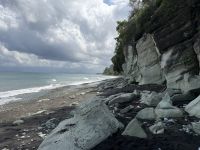 Blue Stone Beach, Flores &ndash; &copy; Sabine Reckord (Eberhardt TRAVEL)