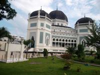 Raya-Moschee in Medan &ndash; &copy; Michael Krause (Eberhardt TRAVEL)