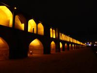 Isfahan - Allah Verdi Khan- Brücke &ndash; &copy; Dirk Schlosser (Eberhardt TRAVEL)