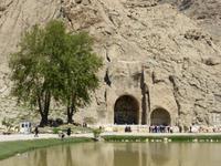 571-Iran_Takht-e_Bostan &ndash; &copy; Dirk Schlosser (Eberhardt TRAVEL)