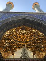 Qom - Heiligtum der Fatemeh Masumeh - Goldenes Tor  &ndash; &copy; Isabel Braksiek (Eberhardt TRAVEL)